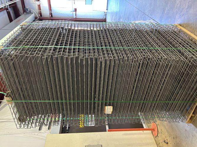 Lot of Pallet Racking with Wire Decking - Image 10